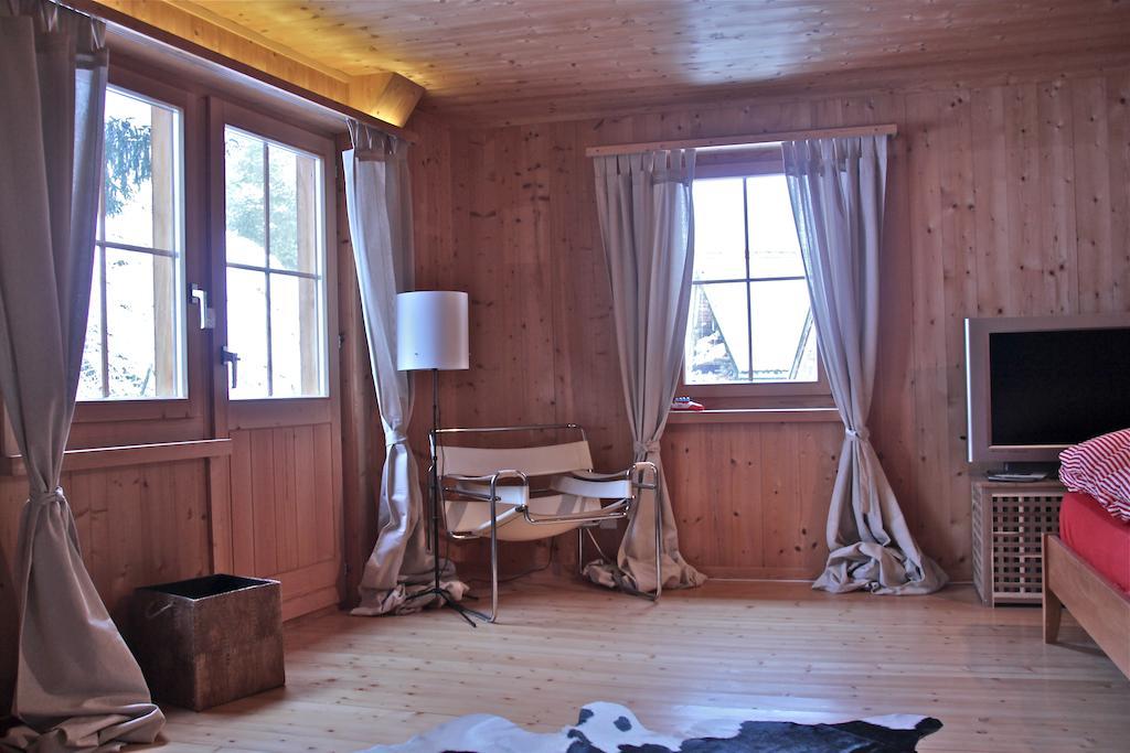 Villa Tgesa Ferrera Schmitten  Habitación foto