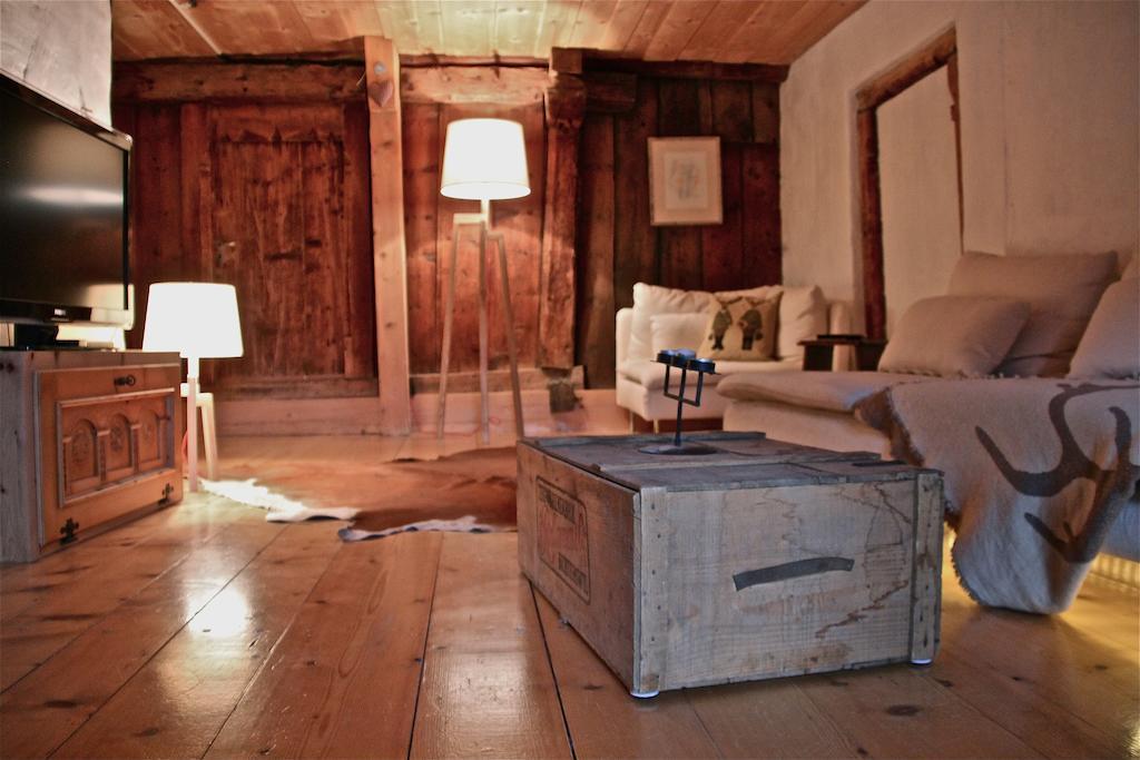 Villa Tgesa Ferrera Schmitten  Habitación foto